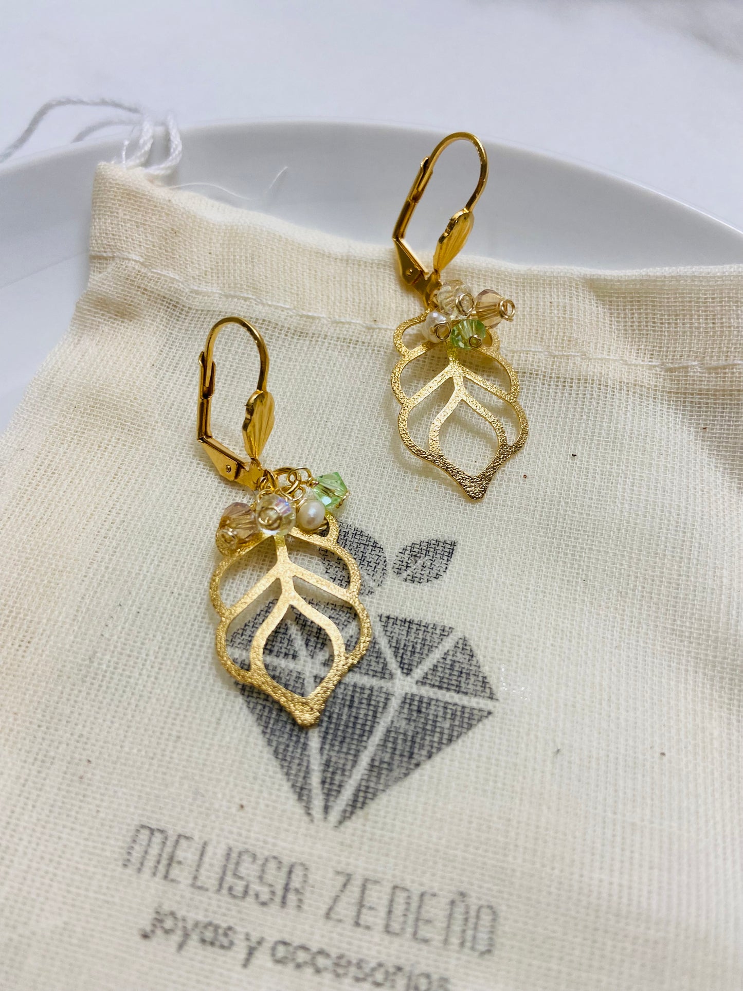 gold leaves Earrings